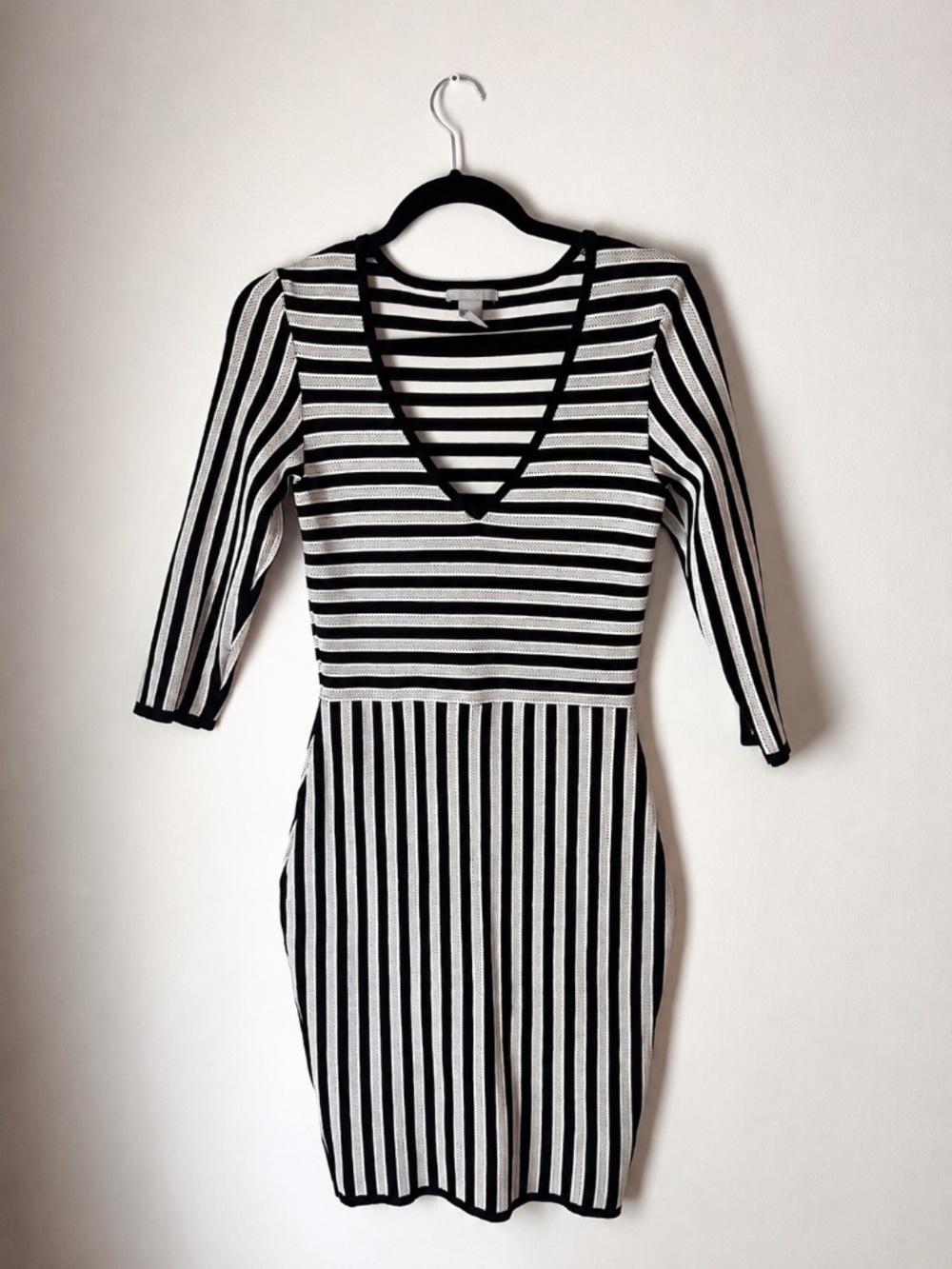 Black & White Striped Knit Bodycon Dress | Nautical Parisian Size Small